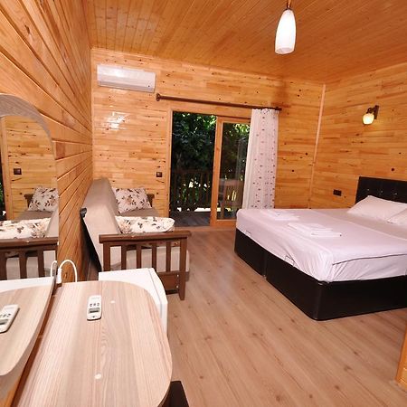 Cesur Pansiyon Hotell Çıralı Eksteriør bilde
